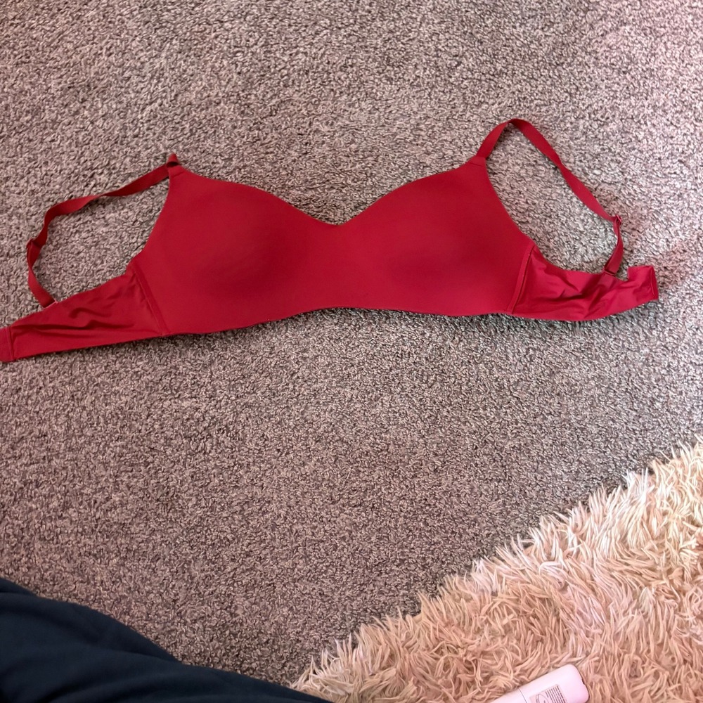 Maidenform Red Wireless‎ T-Shirt Bra Comfortable Everyday Support Size 40D